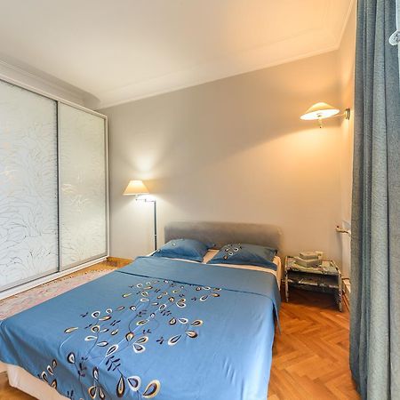 Apartment Near Olympic Stadium Kiev Bagian luar foto